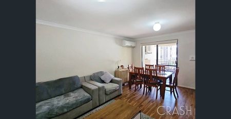 Charming 2x1 Low Maintenance Home in Beckenham - Photo 2