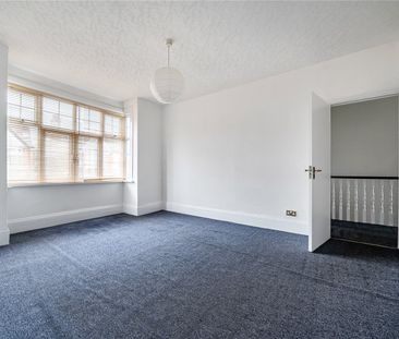 Lightcliffe Road, N13, London - Photo 1