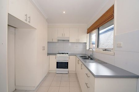 1/3 Eden Close, Mulgrave - Photo 4
