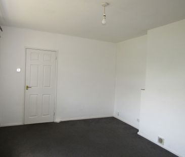 3 bed House - To Let - Photo 1