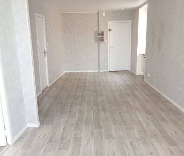 Location appartement 2 pièces 45.85 m² à Saint-Laurent-sur-Saône (0... - Photo 6