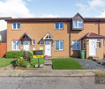 PEBMARSH DRIVE, WICKFORD - Photo 3
