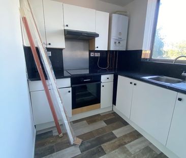 1 Bed Flat, Cumberland Court, CR0 - Photo 3