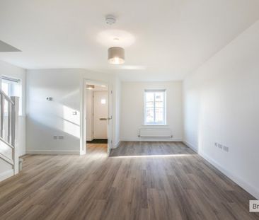 Huntingdon - Photo 1