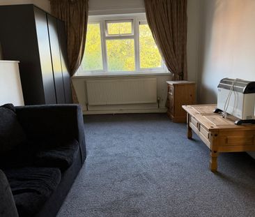 1 Bed Flat, Harborne, B17 - Photo 1
