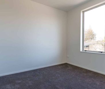 Brand New Spacious 3 bed 2 bathrooms for rent - Photo 1