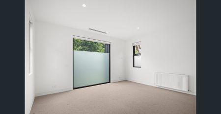 Position Perfect - Modern & Stylish Family Living - Photo 4