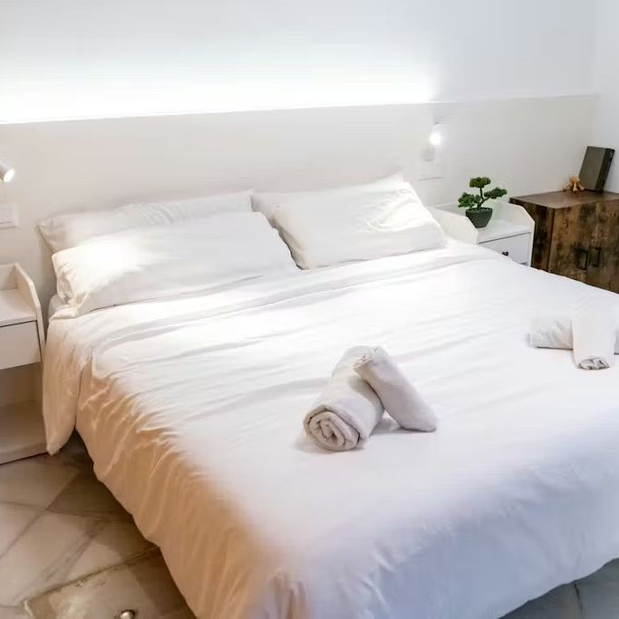 Calle Rodrigo de Triana, Sevilla, Andalusia 41010 - Photo 1