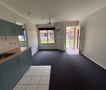 Over 55's Single Accommodation Unit Available Now! - Photo 1