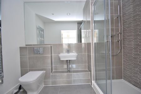 Alexandra House - Photo 3