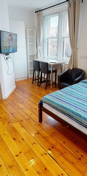 Studio 407, 29A Upper Parliament Street, NG1 2AP, NOTTINGHAM - Photo 1