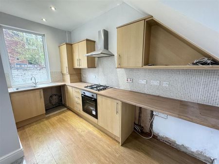 3 bedroom terraced house to rent - Photo 5