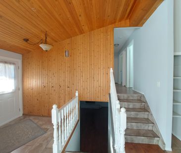 Perfect Family Home with Bonus Space in Normandeau - Photo 5