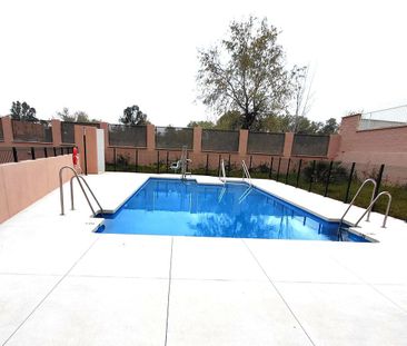 Alquiler de piso en Calle Macharaviaya, 1 - Photo 3