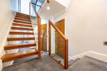 3 bedroom apartment to rent - Photo 4