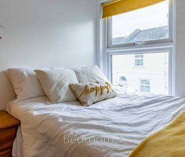 Room 1 - Photo 2