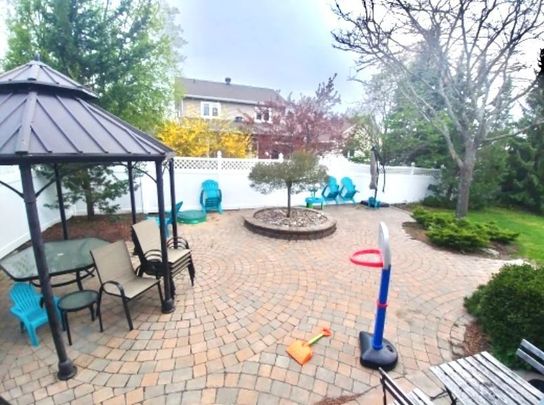 For Lease - 1148 Meadowcroft Crescent, Cyrville - Carson Grove - Pineview, Ontario - Photo 1