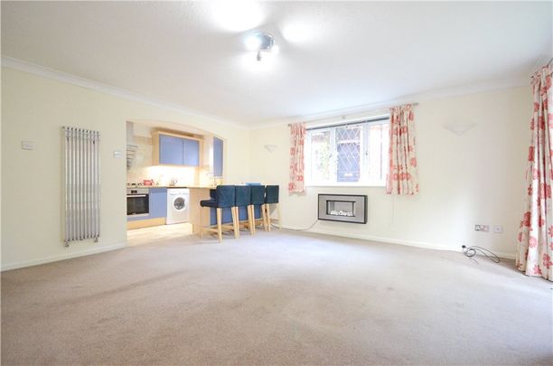 2 bedroom maisonette to rent - Photo 1