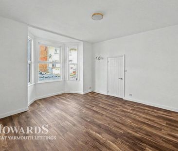 4 bedroom terraced house to rent - Photo 1