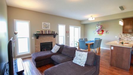 3 Bedroom Duplex For Rent In Spruce Ridge - Photo 4