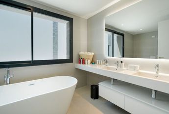 4 bedroom luxury Villa for rent in Marbella Del Este, Spain