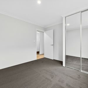 Brand new in Baldivis - Photo 2