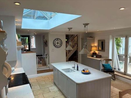 Hatch Lane, Chapel Row, RG7 - Photo 2