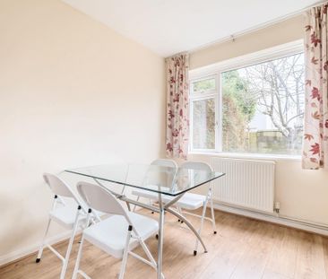 2 bedroom semi-detached house to rent - Photo 2