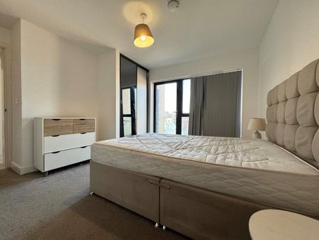 2 bedroom flat to rent - Photo 4