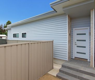2 Bedroom Granny Flat In Sought After Location - Photo 5
