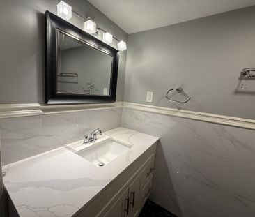 For Lease - 170 Orchard Hts Boulevard, Aurora, Ontario - Photo 4