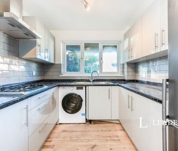 3 bedroom property to rent Challacombe, Furzton, Milton Keynes, MK4 - Photo 3