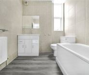 High Road, N12, London - Photo 4