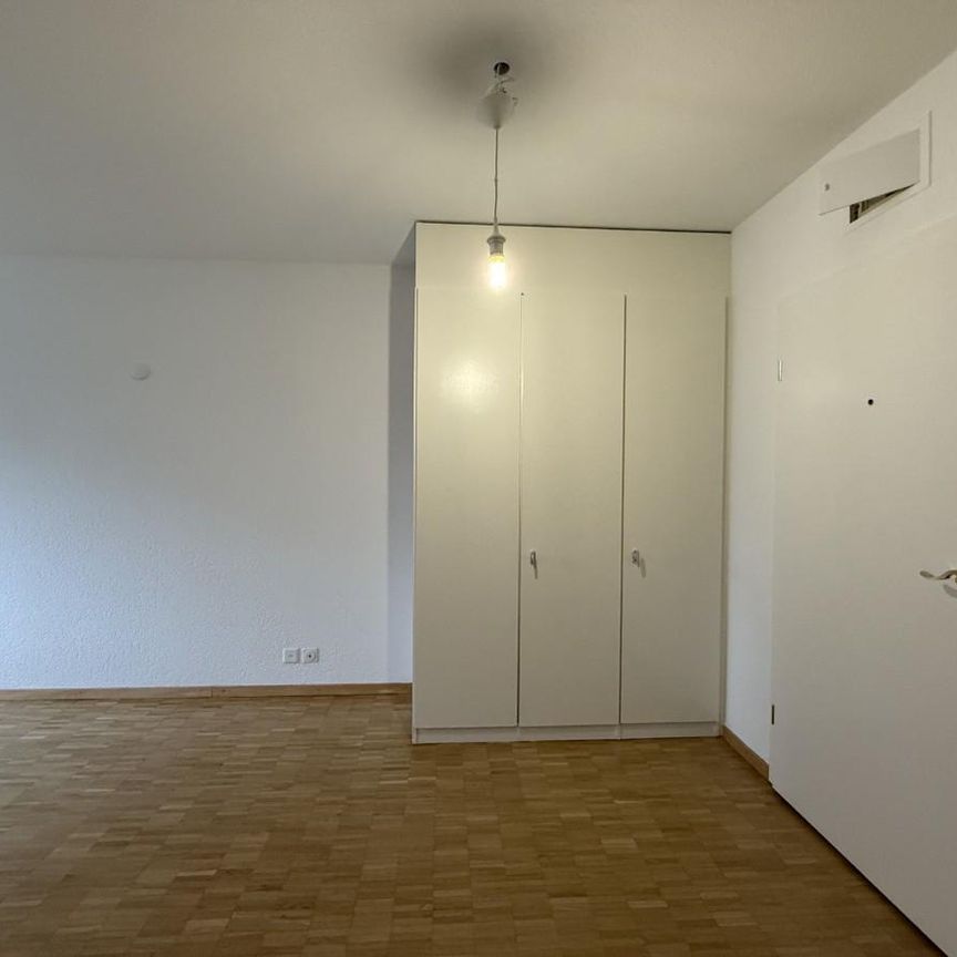 Grand studio proche du centre ! - Photo 1