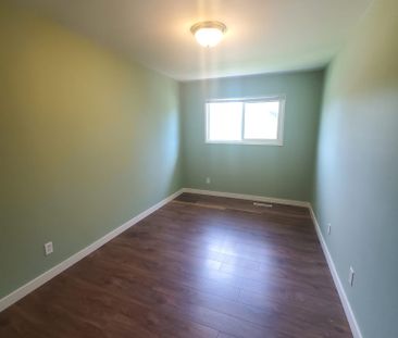 3 Bedroom Townhome in Belvedere Estates! - Photo 2