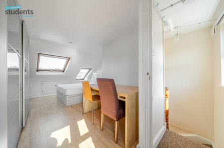 4 bedroom terraced house to rent - Photo 2