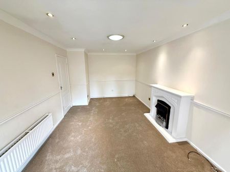 2 bedroom bungalow to rent - Photo 2