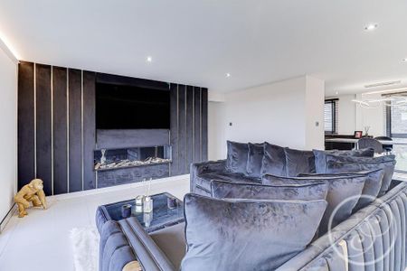 3 bedroom apartment to rent - Photo 4