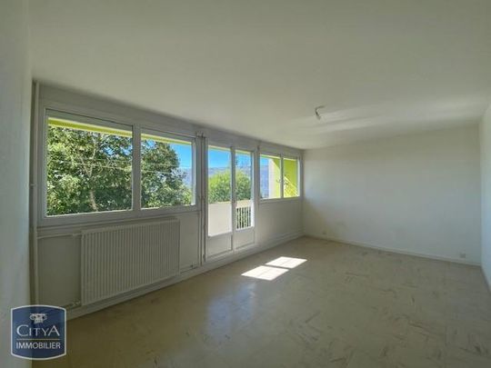 Location Appartement 4 pièces 80m² POITIERS 86000 - Photo 1