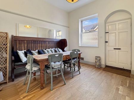 2 bedroom terraced house to rent - Photo 2