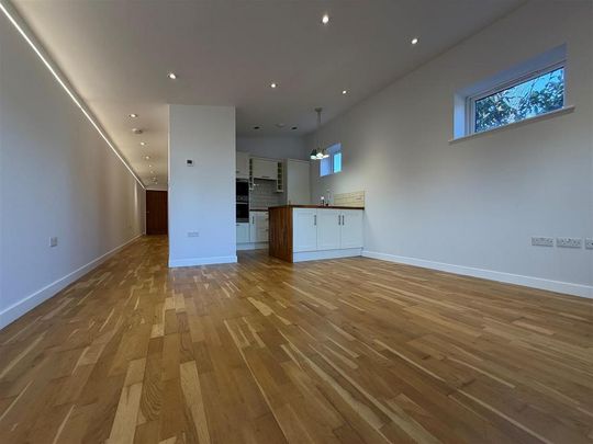 2 bedroom detached bungalow to rent - Photo 1