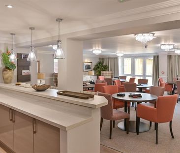 Hubert Lodge , Hythe, Southampton - Photo 3