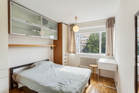 2 Bed Flat, Sullivan House, SW1V - Photo 3