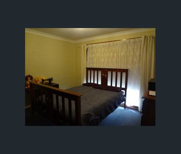 2/823 Miller Street, West Albury, NSW 2640 - Photo 2