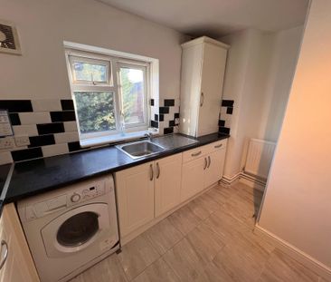 2 bedroom maisonette to rent - Photo 6