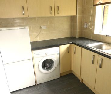 1 bedroom Flat - Osterley Close, Stevenage - Photo 3