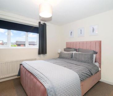 2 bedroom semi-detached house to rent - Photo 4