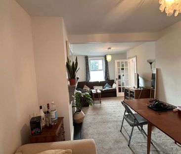 3 bedroom house - Photo 6