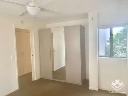 1 BEDROOM APARTMENT AVAILABLE NOW - BREAK LEASE - Photo 4