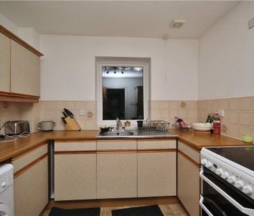 The Beeches, Horsham Road, Guildford, Surrey, GU5 0BD - Photo 2